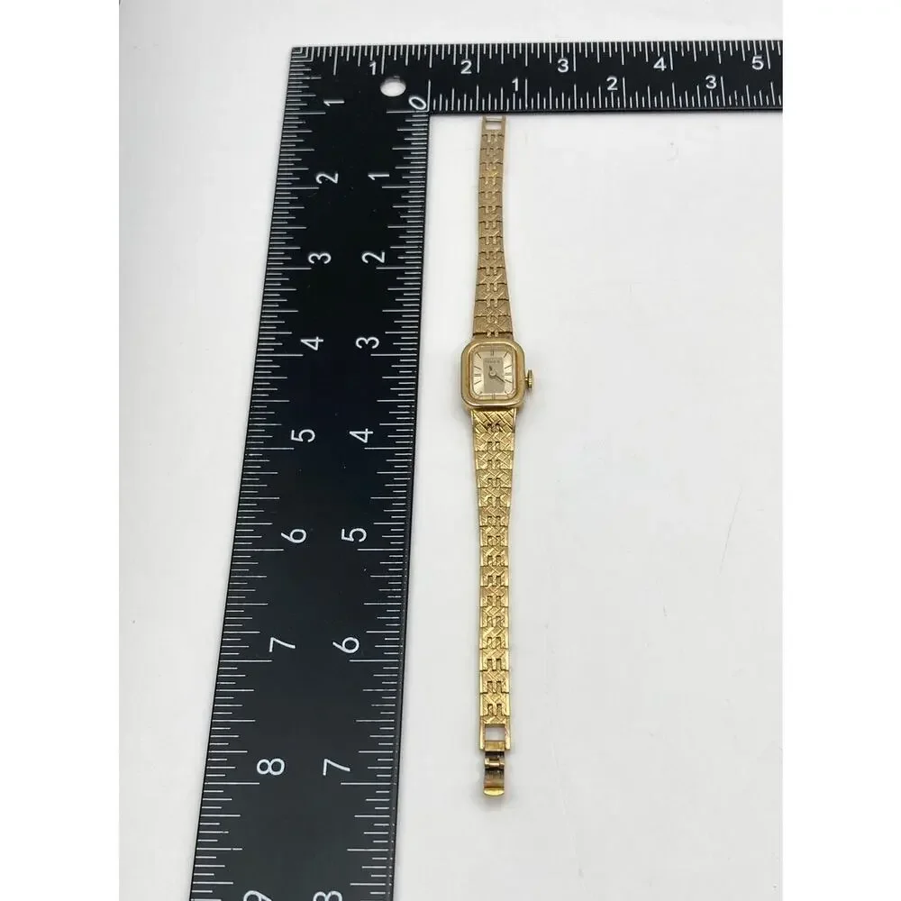 VTG 70'S Timex 17j Mechanical Wind Up Women's Petite Dress Watch 15mm Wist 6.25